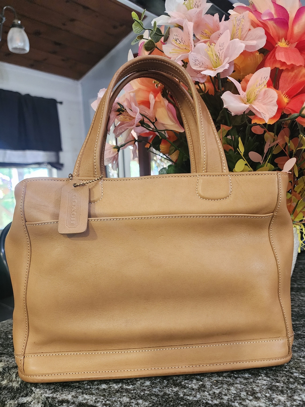 Coach Vintage Bleeker Tan Leather Tote Bag Style 9303. 1999 Made In The USA.